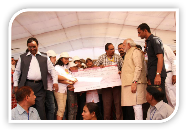 સંસદમાં તાળીઓનો ગડગડાટ